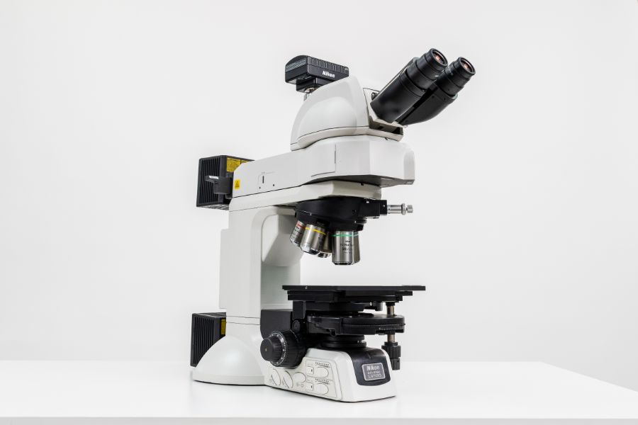 https://industry.nikon.com/zh-cn/wp-content/uploads/sites/10/2022/01/nikon-metrology-microscopes-233.jpg